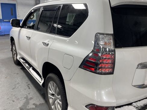 Used 2021 Lexus GX 460 Premium image 47