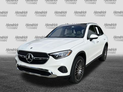 Used 2026 Mercedes-Benz GLC 300 4MATIC image 5
