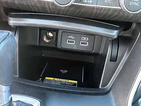 Used 2022 Honda Accord EX-L image 23