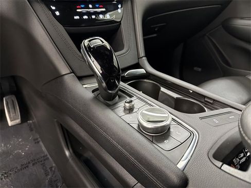 Certified 2024 Cadillac XT6 Sport w/ LPO, Onyx Lite Package image 23