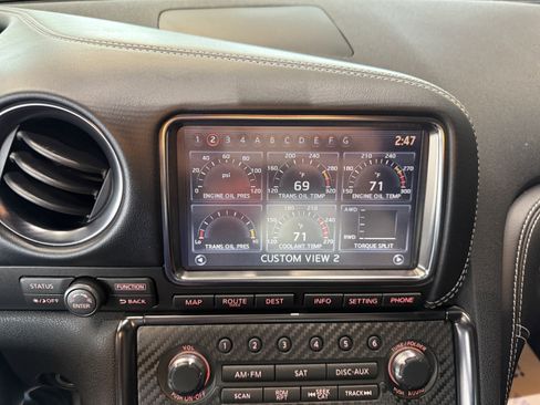 Used 2014 Nissan GT-R Black Edition image 24