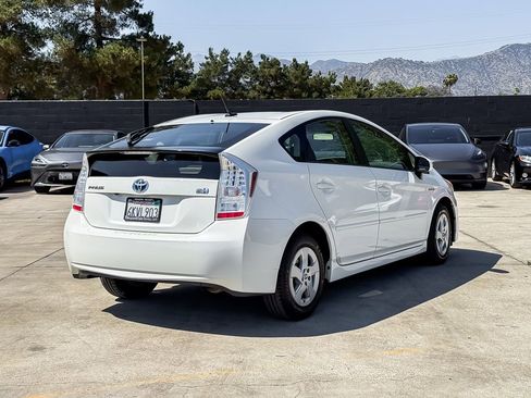 Used 2010 Toyota Prius FWD image 5