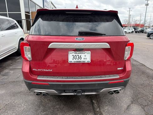 Used 2020 Ford Explorer Platinum w/ Premium Technology Package image 9