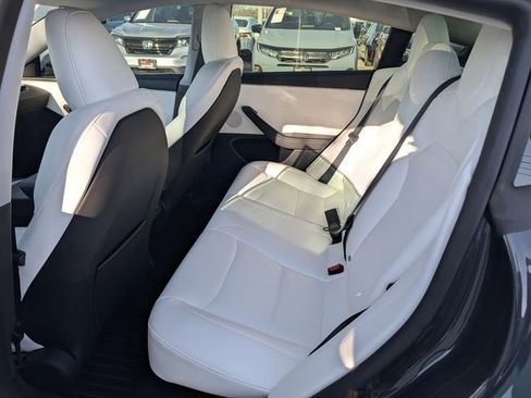 Used 2025 Tesla Model 3 Long Range image 23