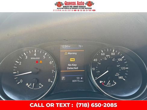 Used 2018 Nissan Rogue SV image 11