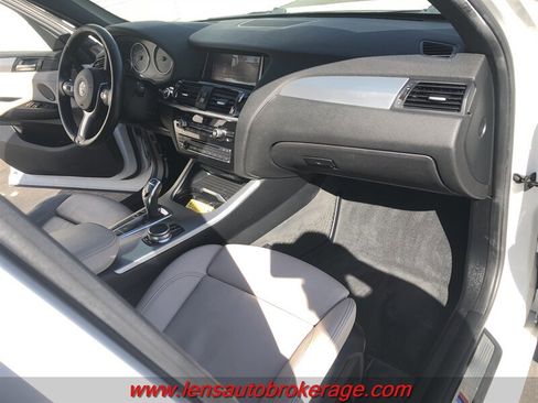 Used 2017 BMW X3 xDrive28i AWD/4WD image 23