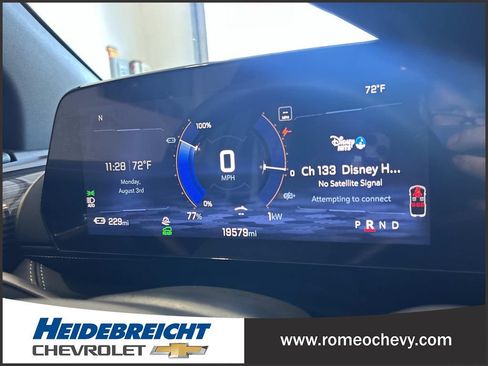 Used 2024 Chevrolet Blazer EV LT AWD/4WD image 21