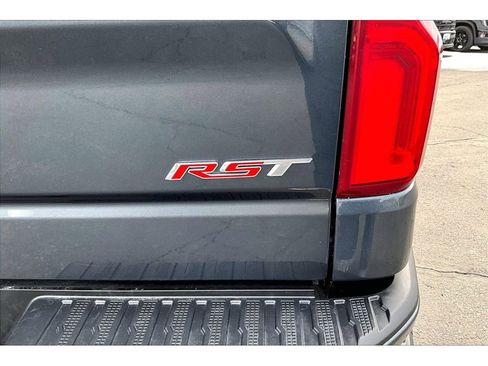 Used 2019 Chevrolet Silverado 1500 RST image 21