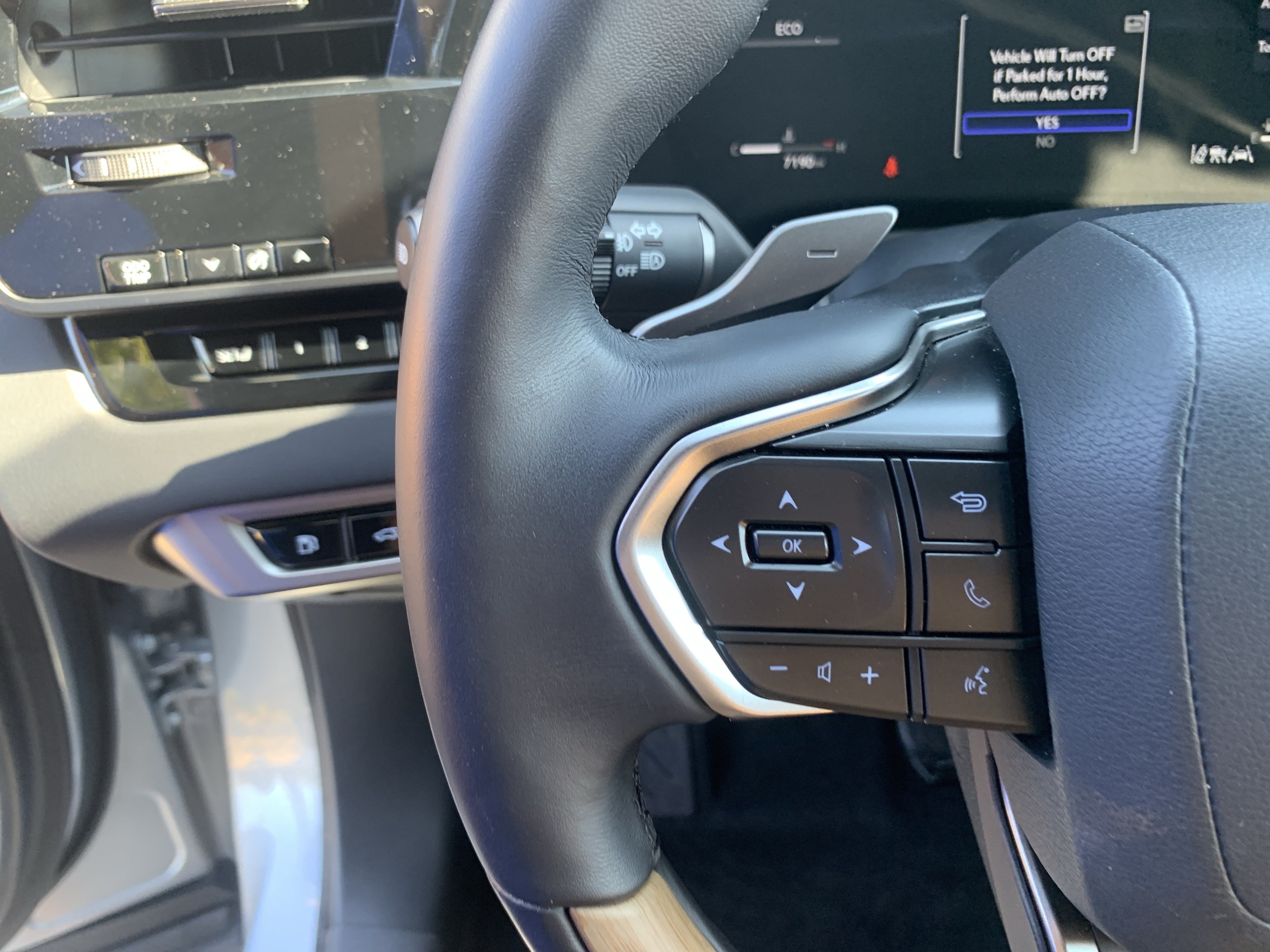 Used 2026 Lexus RX 350 Premium w/ Accessory Package (Z1) FWD image 19