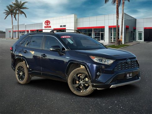 Used 2019 Toyota RAV4 XSE image 1