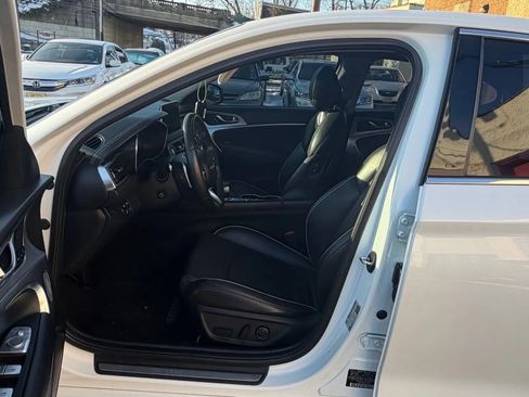 Used 2020 Genesis G70 2.0T w/ Elite Package image 26