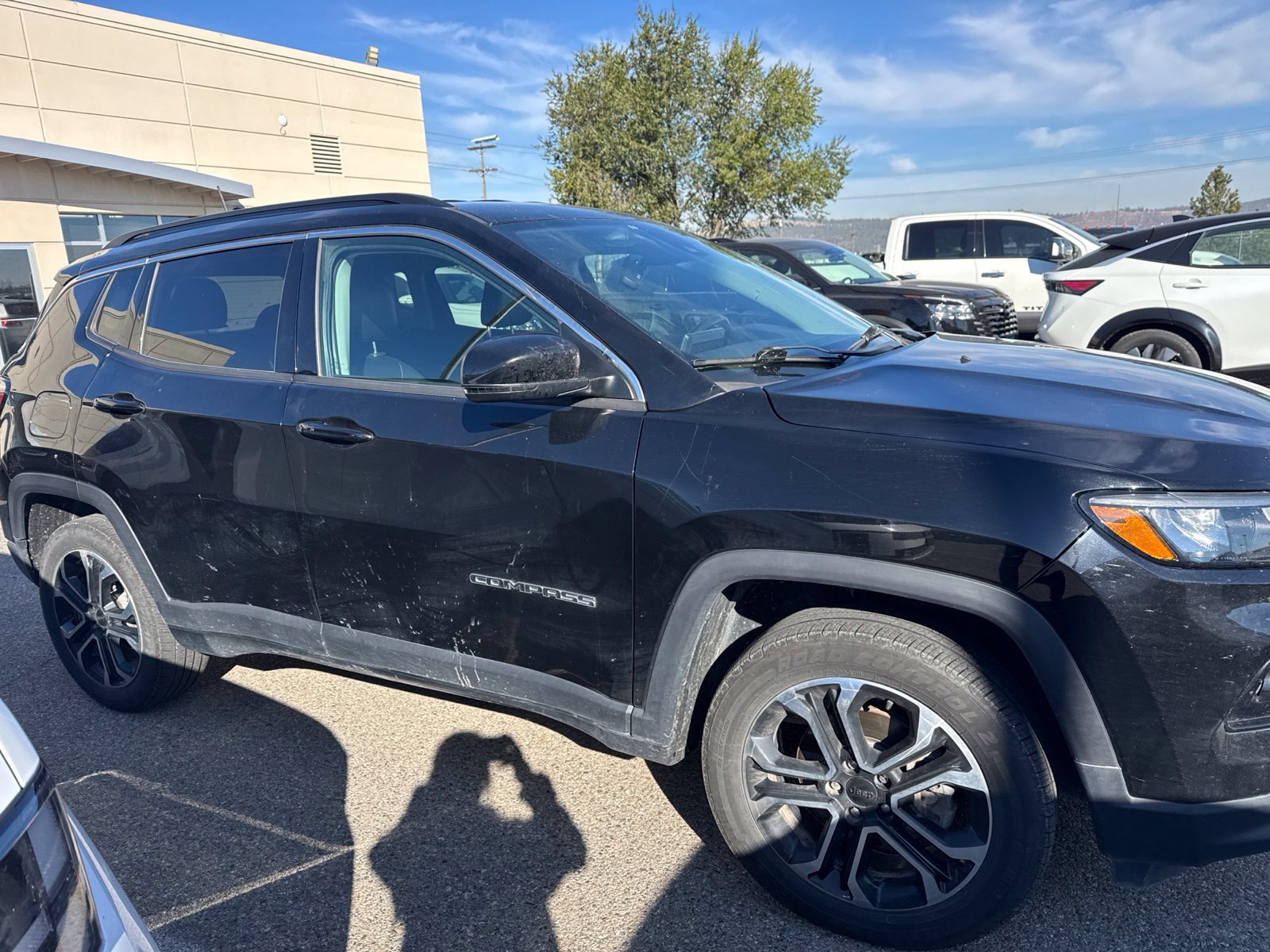 Used 2022 Jeep Compass Limited AWD/4WD image 5