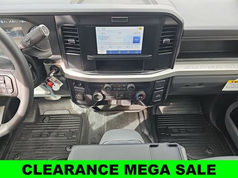 New 2025 Ford F350 XL w/ XL Chrome Package image 19