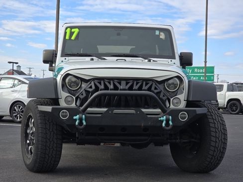 Used 2017 Jeep Wrangler Unlimited Sport w/ Connectivity Group image 6