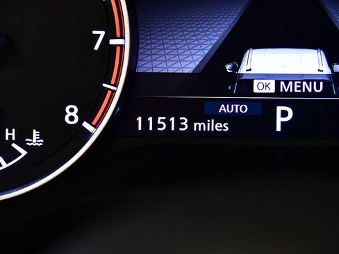 Used 2024 Nissan Rogue SV AWD/4WD image 16