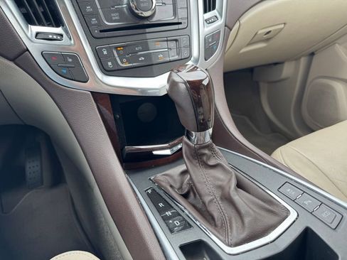 Used 2012 Cadillac SRX Luxury AWD/4WD image 12