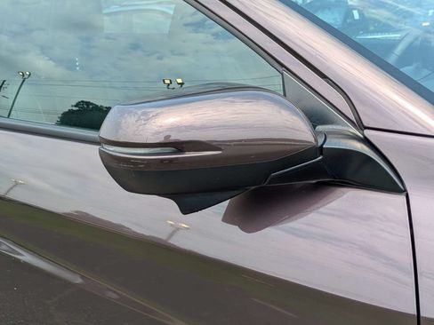 Used 2019 Honda HR-V Touring image 12