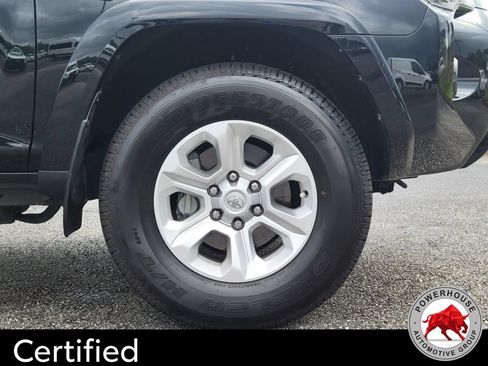 Used 2024 Toyota 4Runner SR5 AWD/4WD image 12