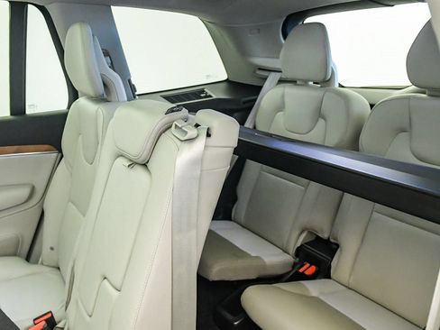 Used 2022 Volvo XC90 T8 Inscription Expression w/ Advanced Package AWD/4WD image 20