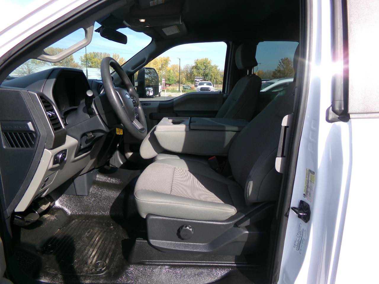 Used 2022 Ford F250 XL w/ Power Equipment Group AWD/4WD image 13