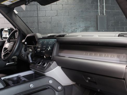 Used 2026 Land Rover Defender 110 X AWD/4WD image 55