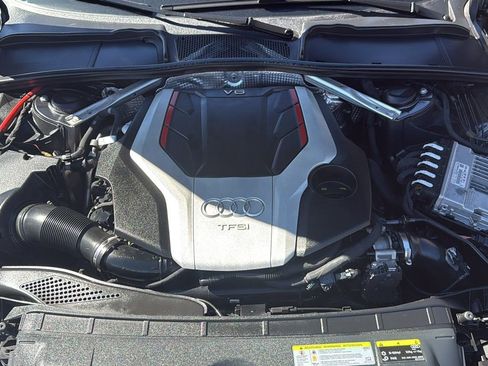 Used 2018 Audi S5 Premium Plus w/ Navigation Package image 28