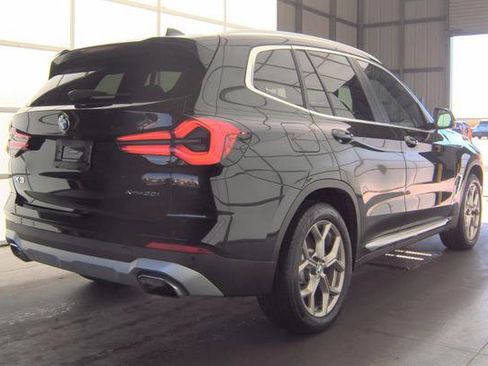 Used 2023 BMW X3 xDrive30i w/ Premium Package AWD/4WD image 3
