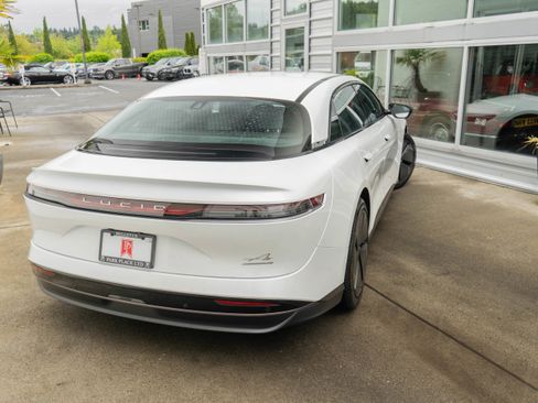 Used 2024 Lucid Air Touring AWD/4WD image 6