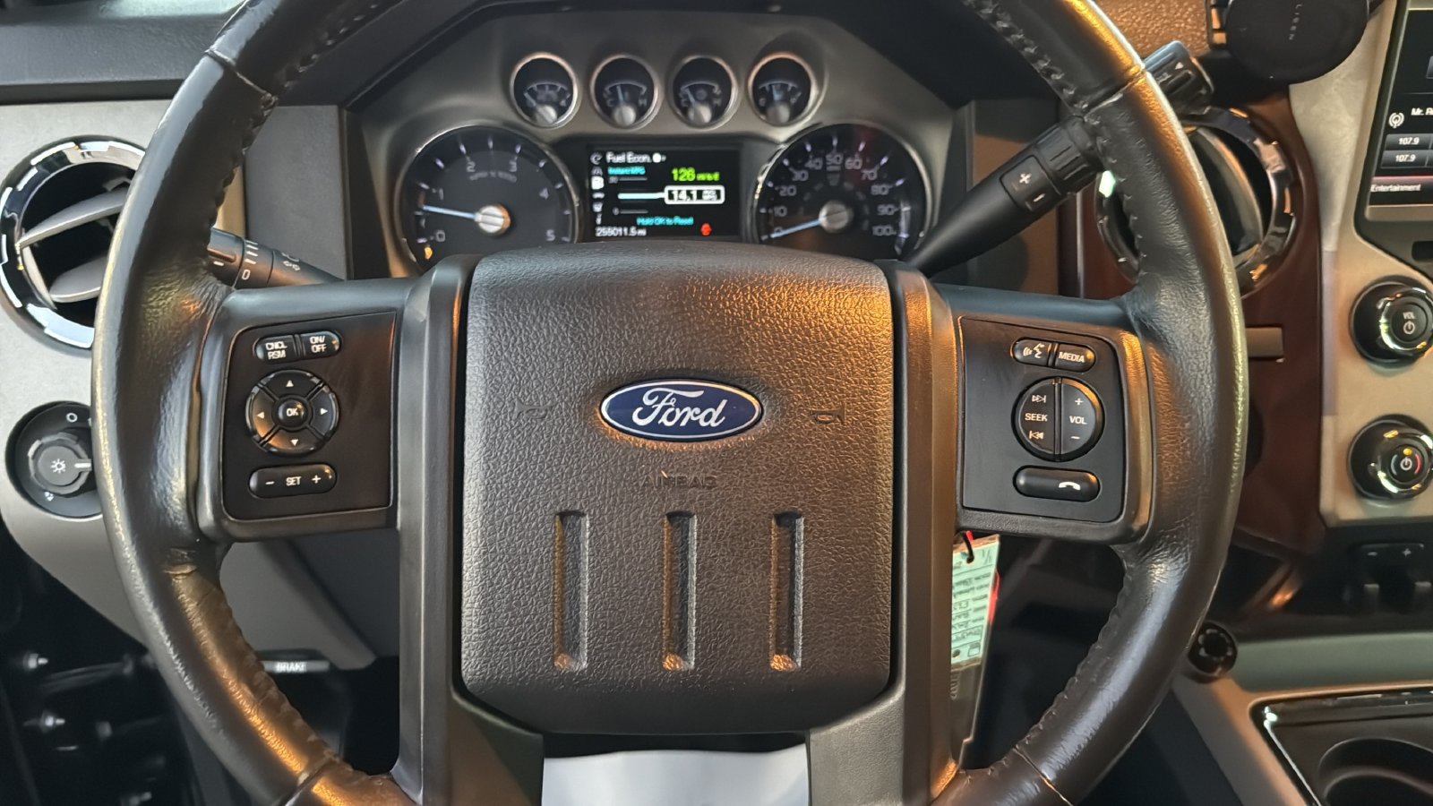 Used 2016 Ford F250 Lariat w/ Lariat Ultimate Package AWD/4WD image 14