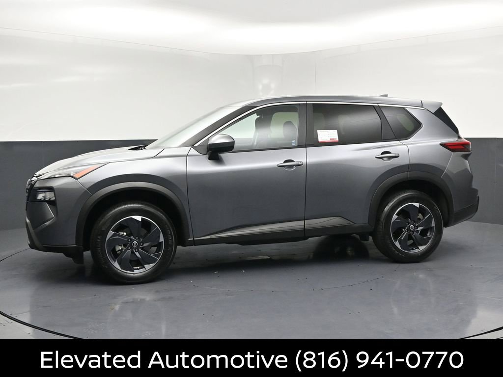 Certified 2026 Nissan Rogue SV AWD/4WD image 2