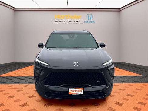 Used 2025 Buick Enclave Sport Touring image 8