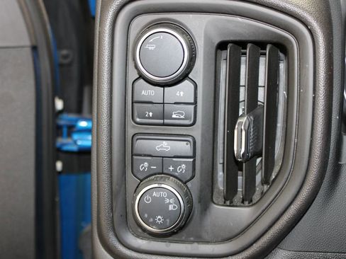 Used 2023 Chevrolet Silverado 1500 Custom image 35