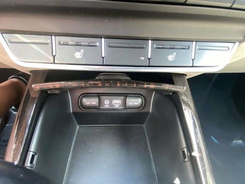 Used 2020 Kia Sorento EX AWD/4WD image 26