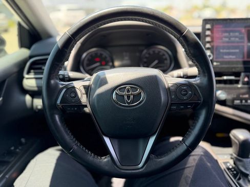Used 2022 Toyota Camry SE w/ Cold Weather Package AWD/4WD image 6