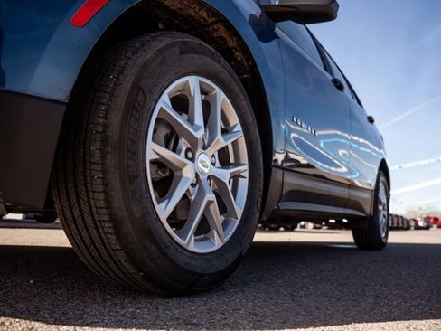 New 2024 Chevrolet Equinox LS w/ LS Convenience Package image 10