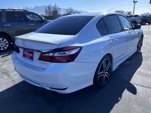 Used 2016 Honda Accord Sport image 6