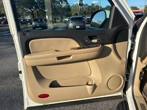 Used 2007 Chevrolet Avalanche LT w/ LT Preferred Equipment Group image 9