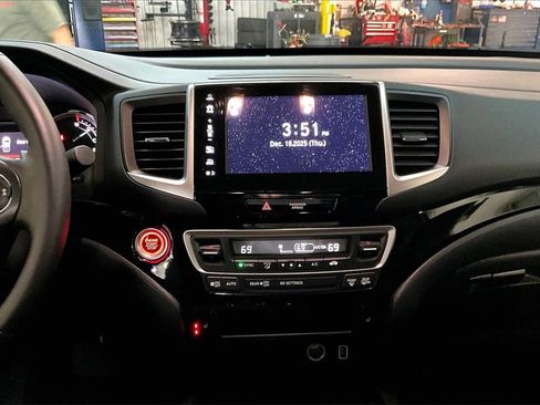 Used 2020 Honda Ridgeline RTL-E image 9