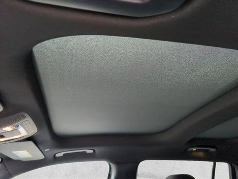 Used 2026 Mercedes-Benz GLB 250 4MATIC image 16