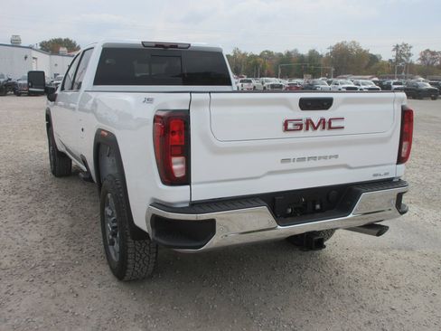 New 2026 GMC Sierra 3500 SLE image 9