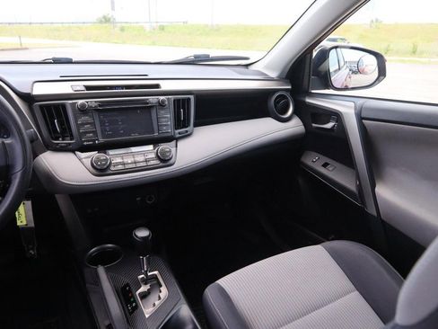 Used 2014 Toyota RAV4 XLE FWD image 24