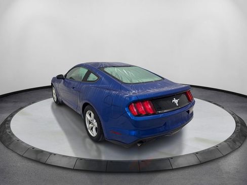 Used 2017 Ford Mustang Coupe RWD image 7