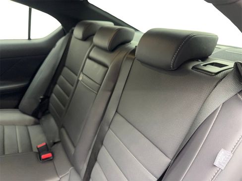 Used 2024 Lexus IS 500 image 34