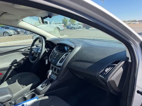 Used 2012 Ford Focus SE FWD image 37