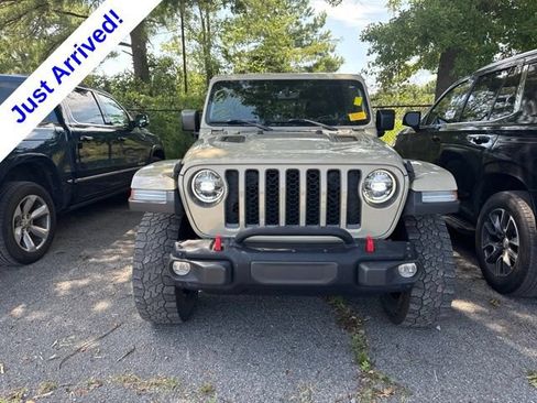 Used 2022 Jeep Gladiator Rubicon w/ LED Lighting Group AWD/4WD image 10