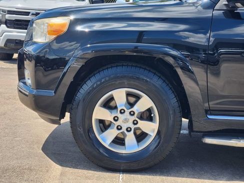 Used 2012 Toyota 4Runner SR5 w/ Convenience Pkg RWD image 8
