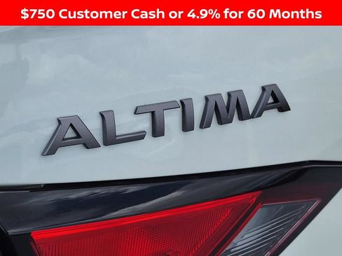 New 2026 Nissan Altima 2.5 SV FWD image 9