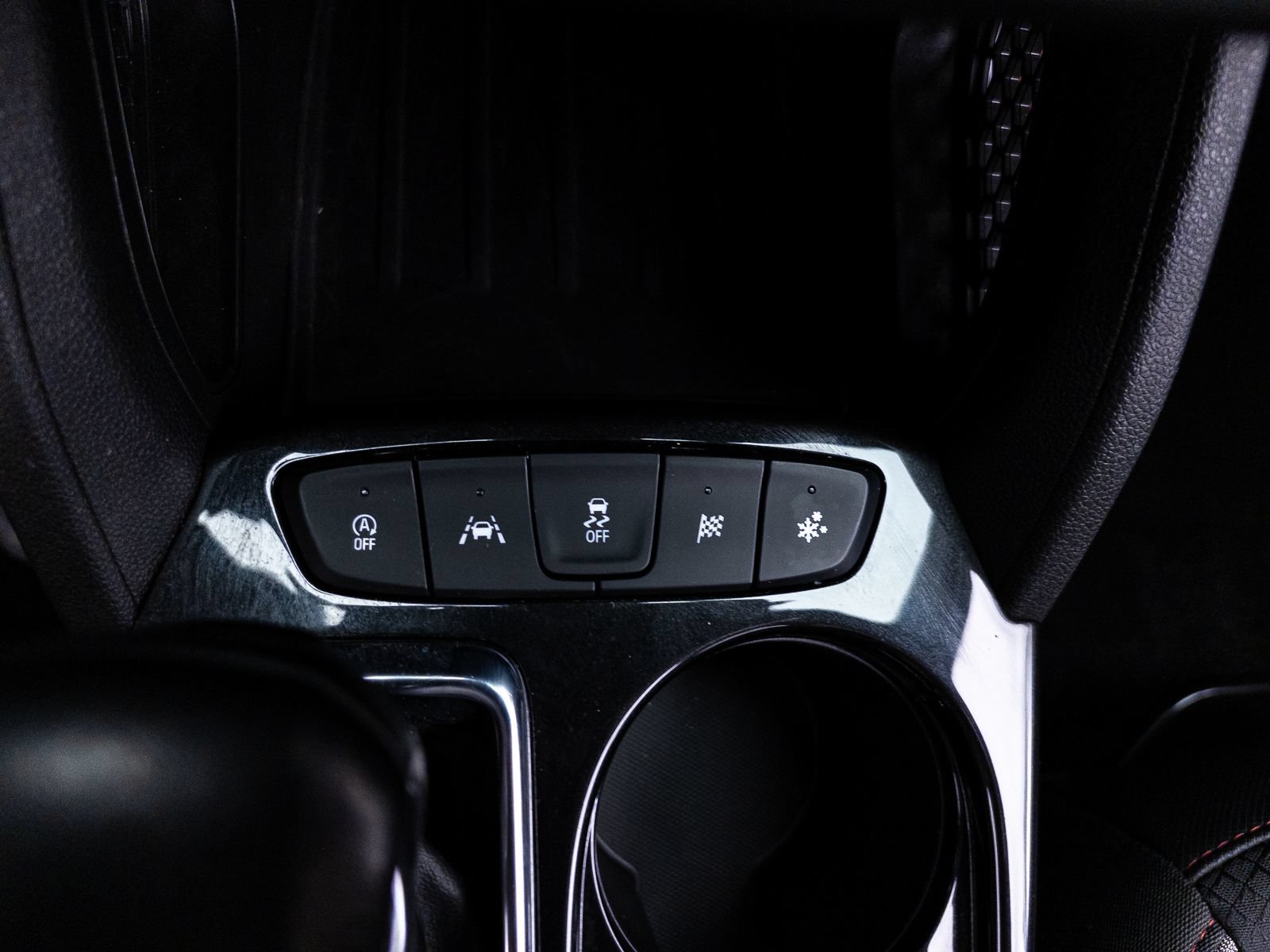 Used 2023 Chevrolet TrailBlazer RS FWD image 23
