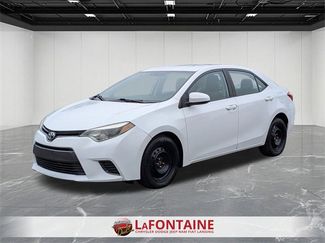 Used 2015 Toyota Corolla LE video 1