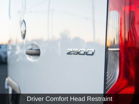 Used 2025 Mercedes-Benz Sprinter 2500 image 19